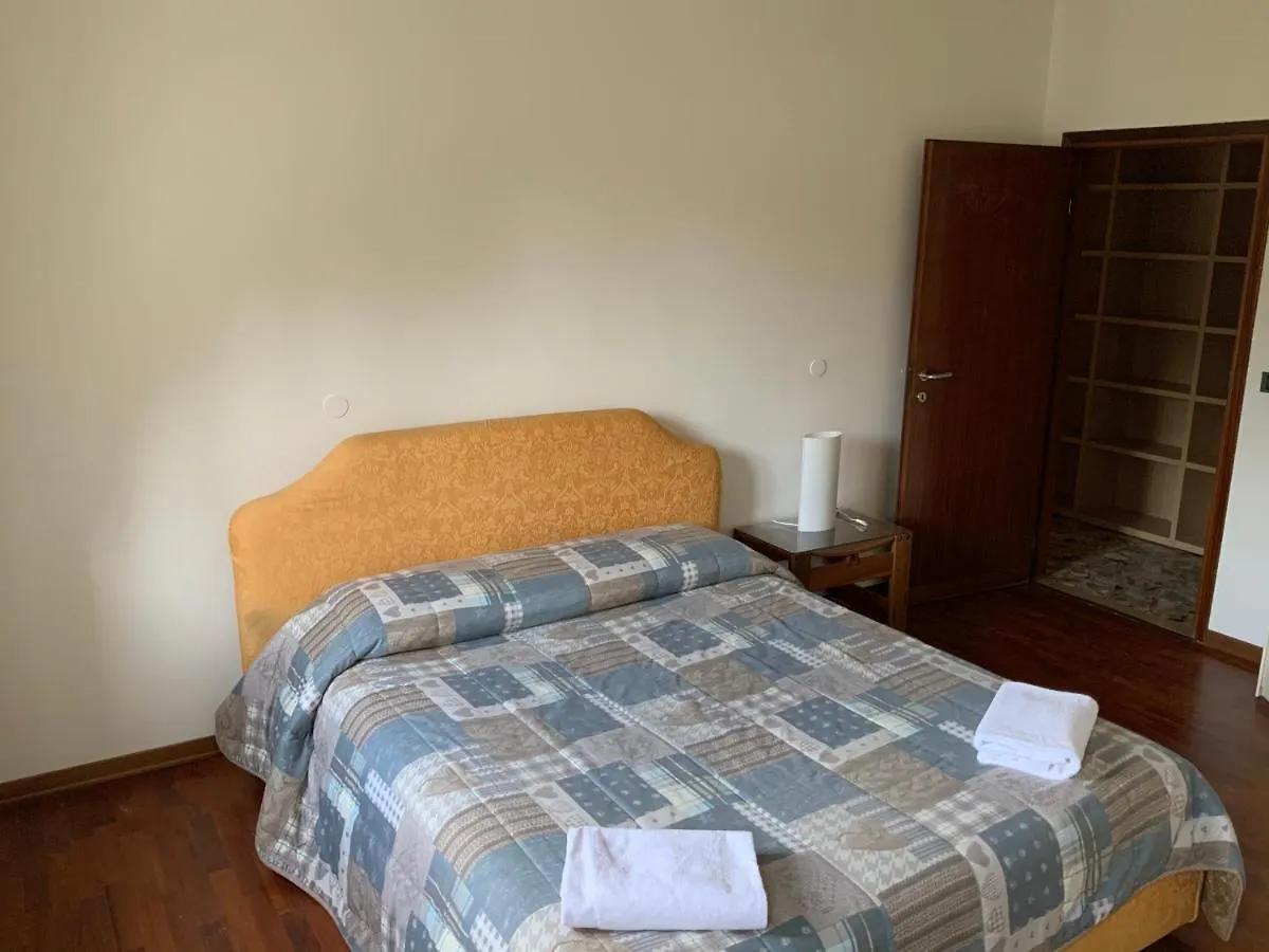 Venice Sweet Home location